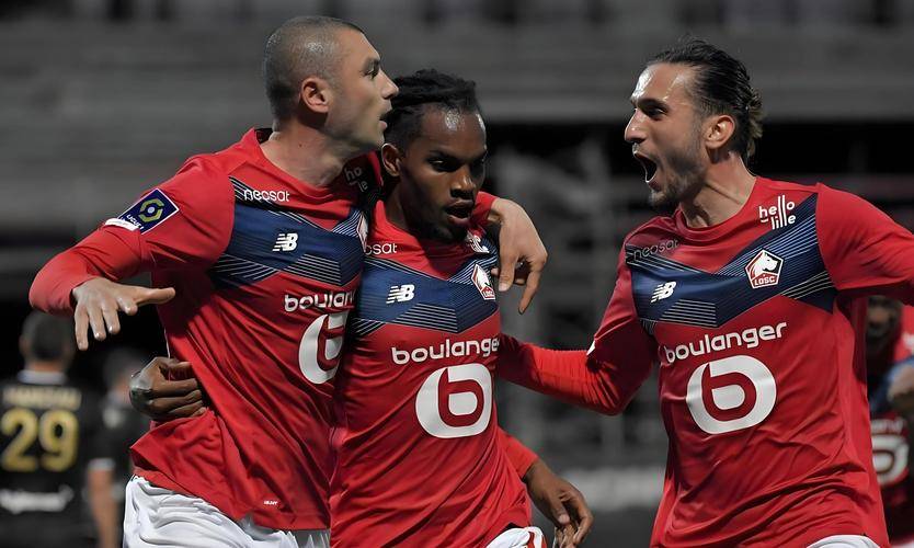 包含里昂队表现稳健球员精神抖擞的词条 包含里昂队表现稳健球员精神抖擞的词条