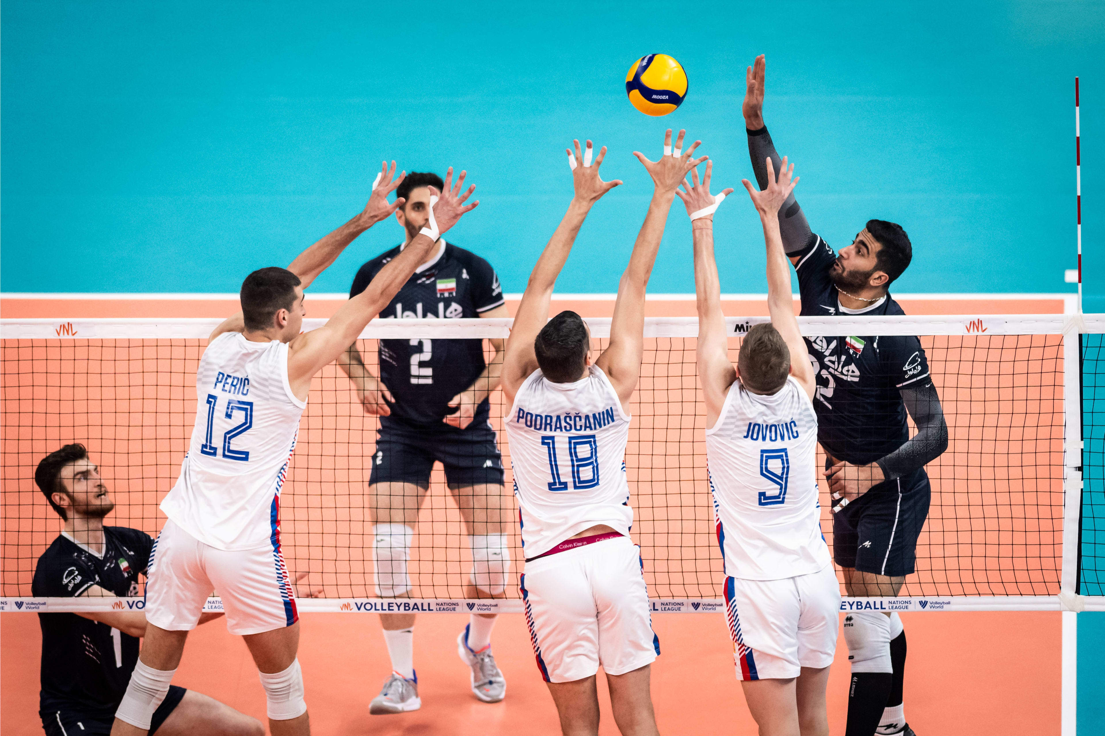 雷火电竞网址-中国队翻盘波兰队，波尔扛起全队